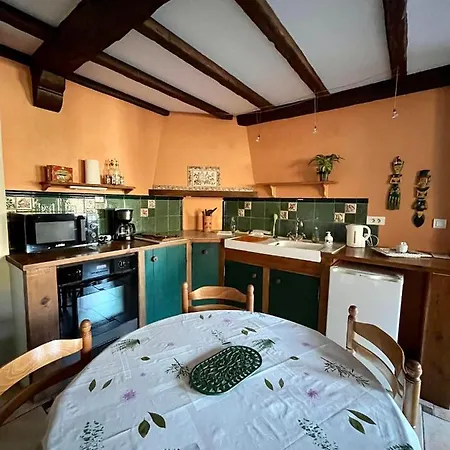 Affittacamere Le Petit Bois Normand Champ-du-Boult